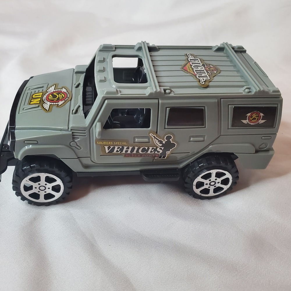 Soldiers Special Vehicles Military Army Grey Toy Truck Jeep Greenbrier Intl‎